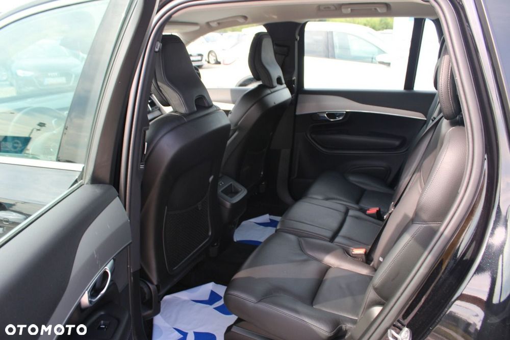 Volvo XC 90 B5 D AWD Geartronic Momentum - 18