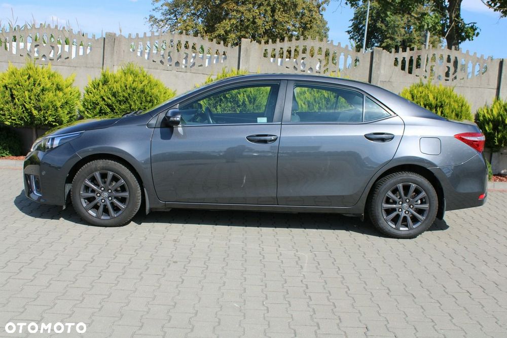 Toyota Corolla - 10