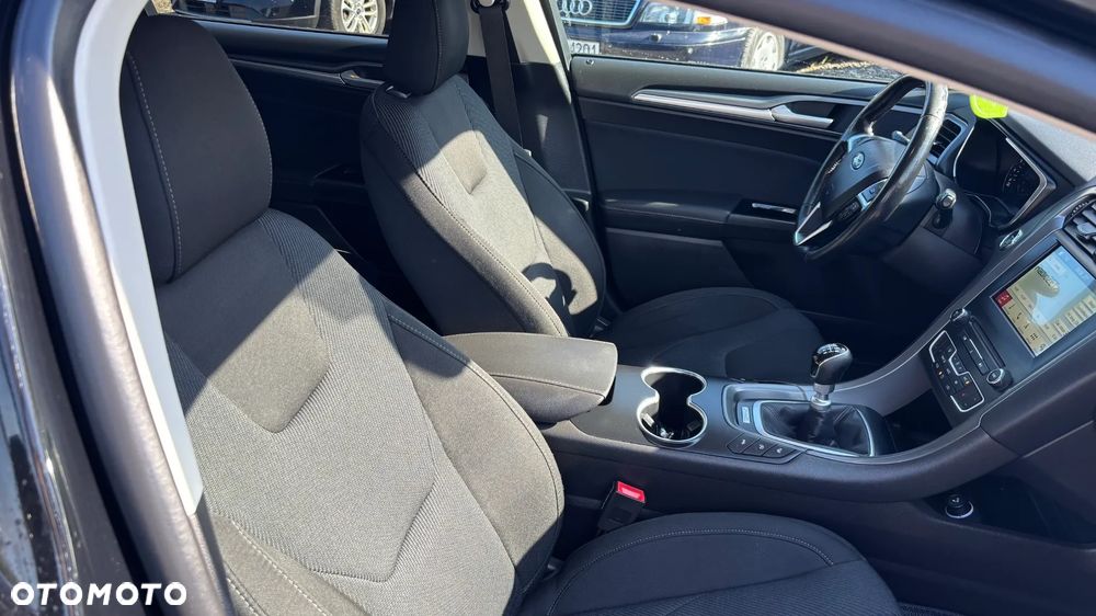 Ford Mondeo 2.0 TDCi STart-Stopp Titanium - 27