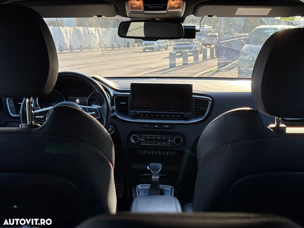 Kia Ceed 1.6 T-GDI 7DCT GT - 7