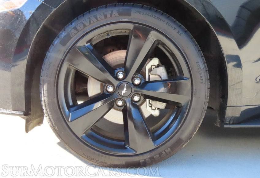 Ford Mustang 2.3 EcoBoost - 37