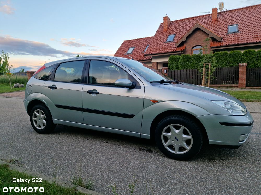 Ford Focus 1.6 16V Sport - 23