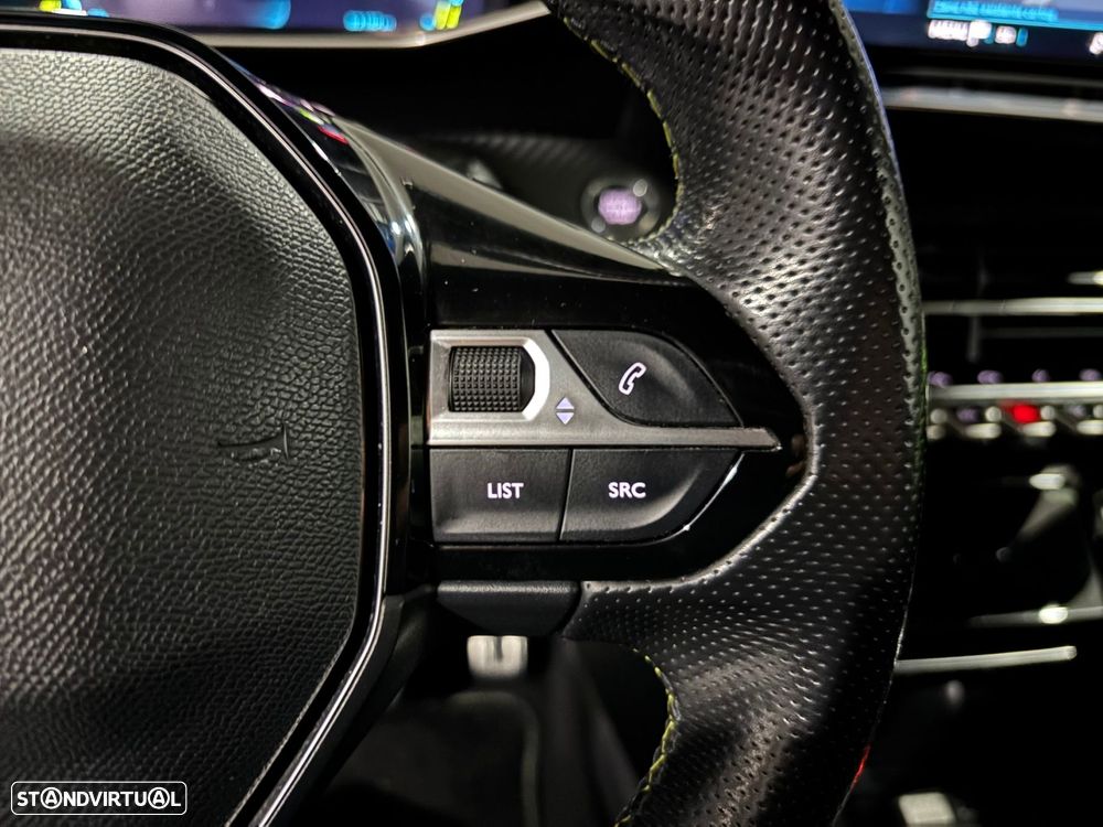 Peugeot e-2008 50 kWh GT Line - 17