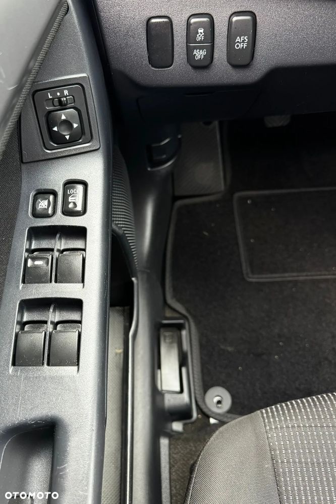 Mitsubishi Lancer 1.6 ClearTec Invite - 27