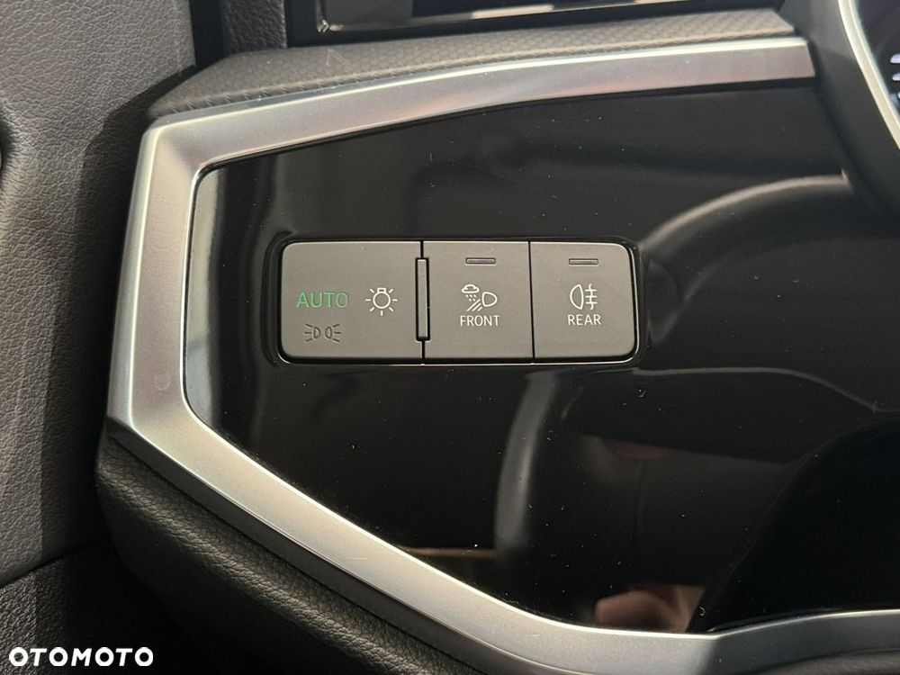 Audi Q3 - 30