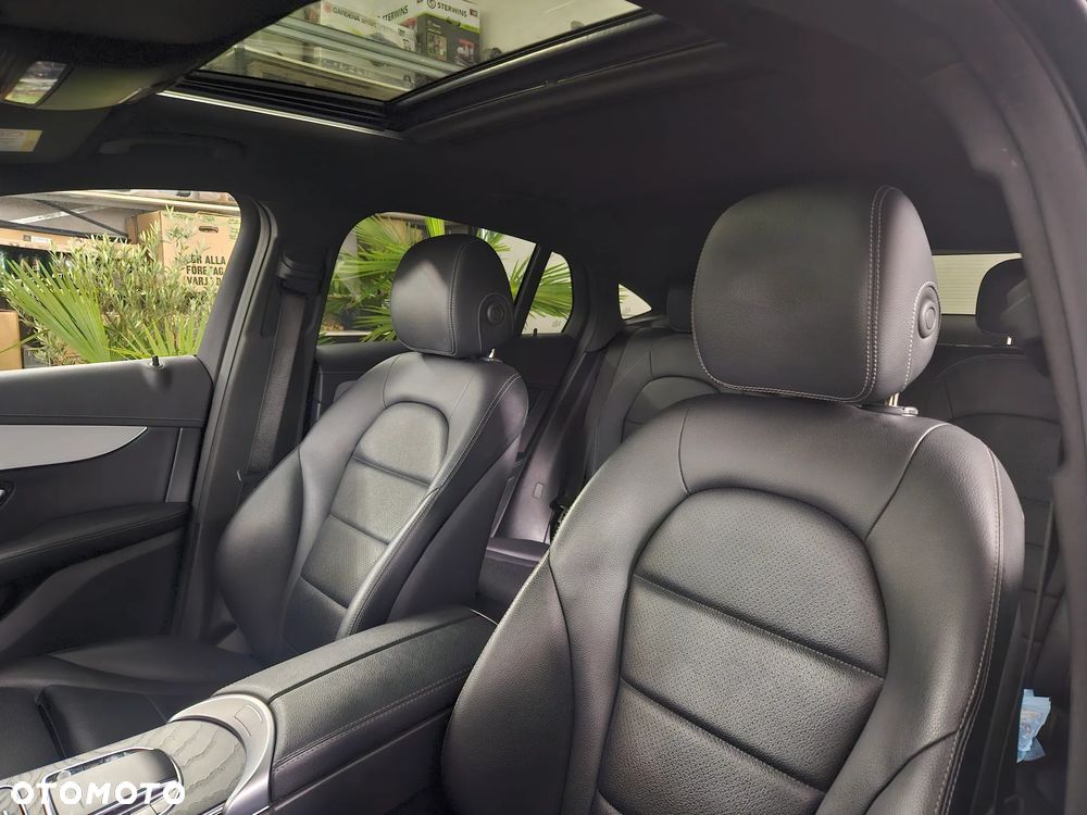 Mercedes-Benz GLC 300 de 4Matic 9G-TRONIC Exclusive - 8