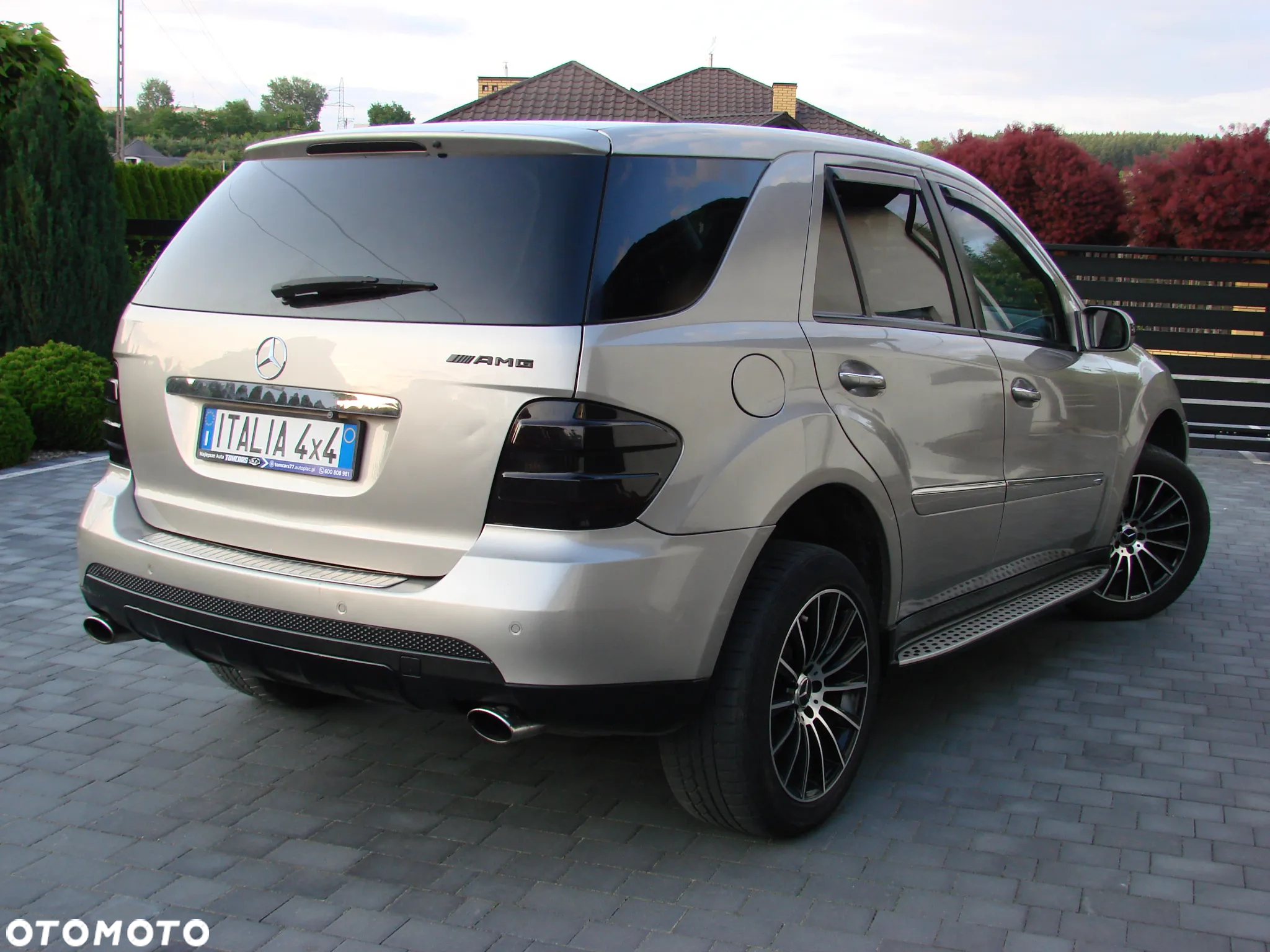 Mercedes-Benz ML - 15