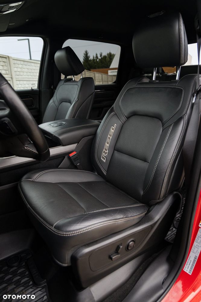 Dodge RAM 1500 5.7 4x4 - 17