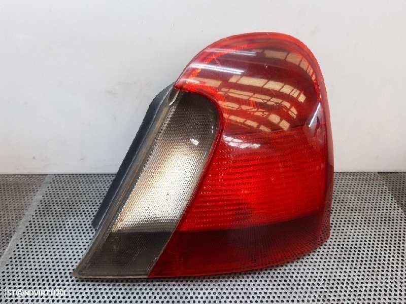 FAROLIM TRASEIRO DIREITO MG ROVER ROVER 75 RJ - 1