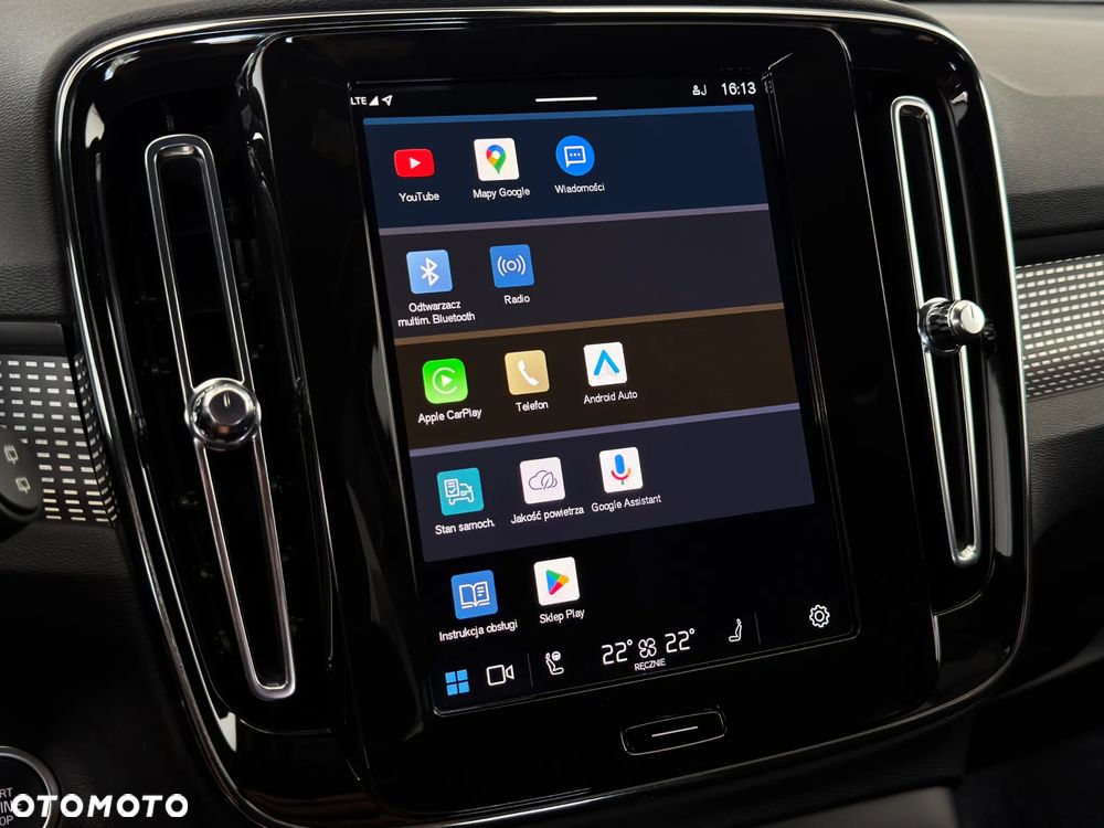 Volvo XC 40 B3 B DKG Ultra Black Edition - 25