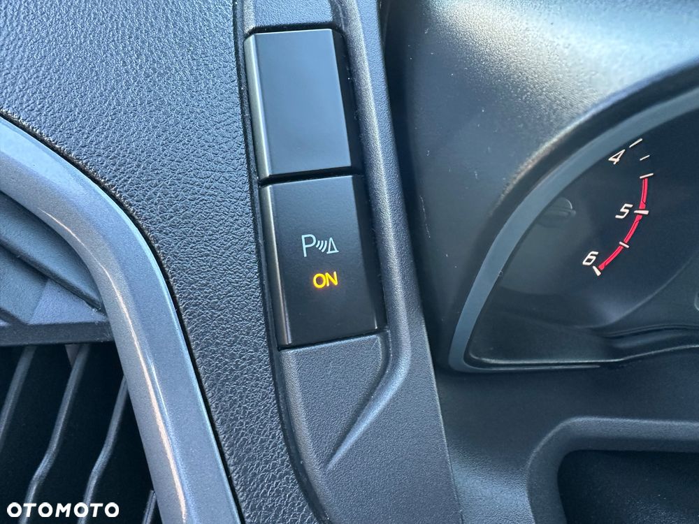 Ford TRANSIT CUSTOM - 38