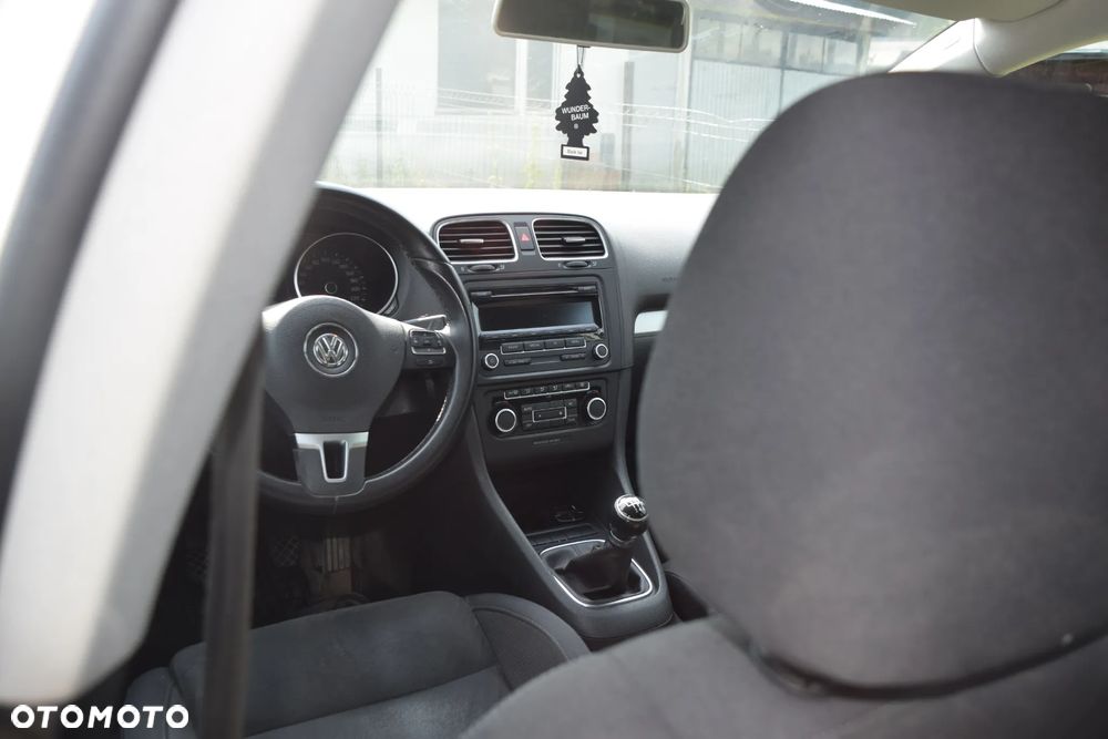 Volkswagen Golf 2.0 TDI Highline - 30
