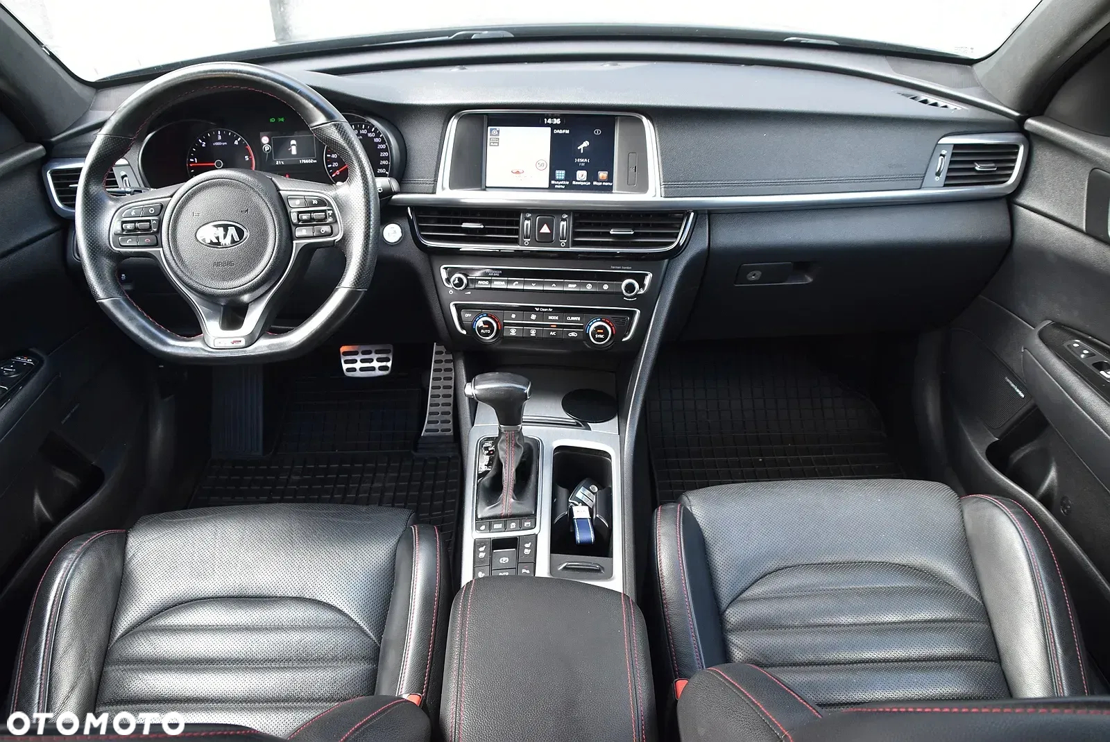 Kia Optima - 24