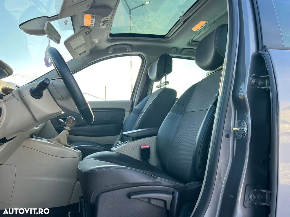 Renault Scenic 1.9dCi Privilege - 7