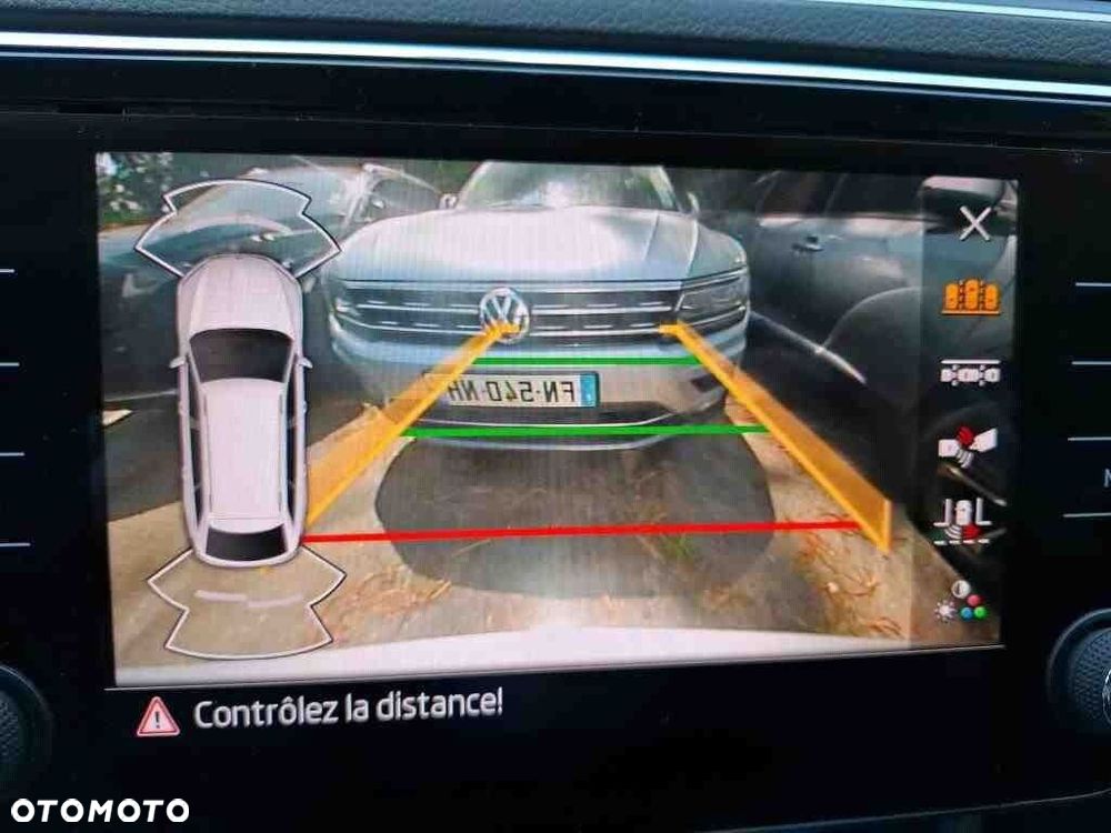 Skoda Superb 2.0 TDI SCR Ambition DSG - 5