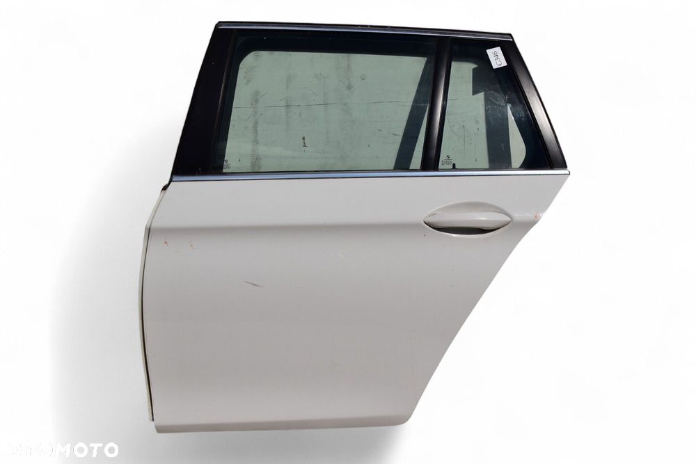 Drzwi Lewy Tył BMW 5 F11 KOMBI Lift 2012-2017 Kolor: 300 Alpinweiss - 1