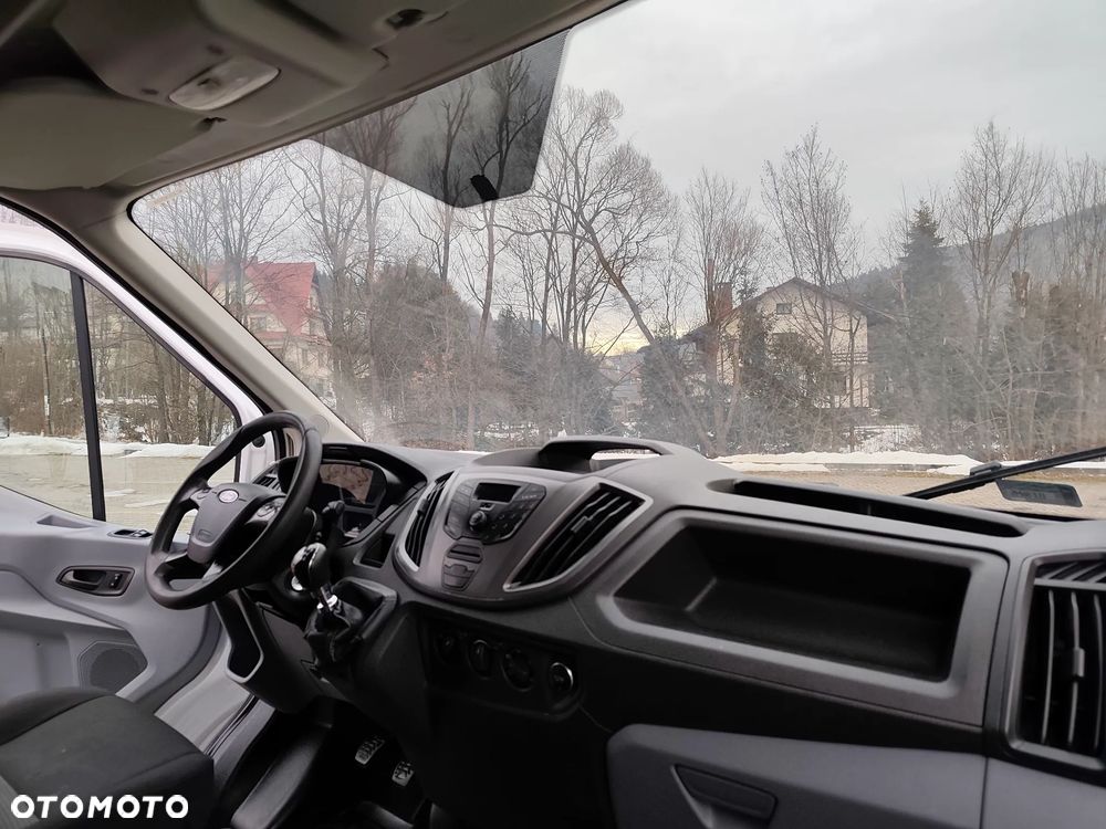 Ford Transit - 18