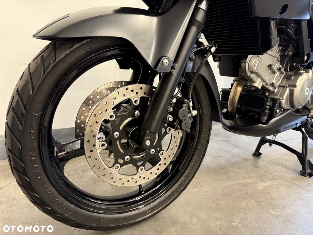 Suzuki V-STROM - 7