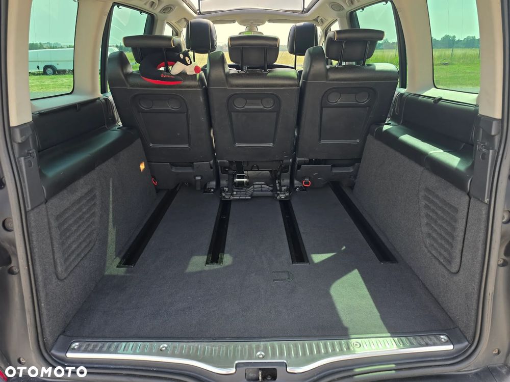 Renault Espace 2.0 dCi Celsium ESM - 17