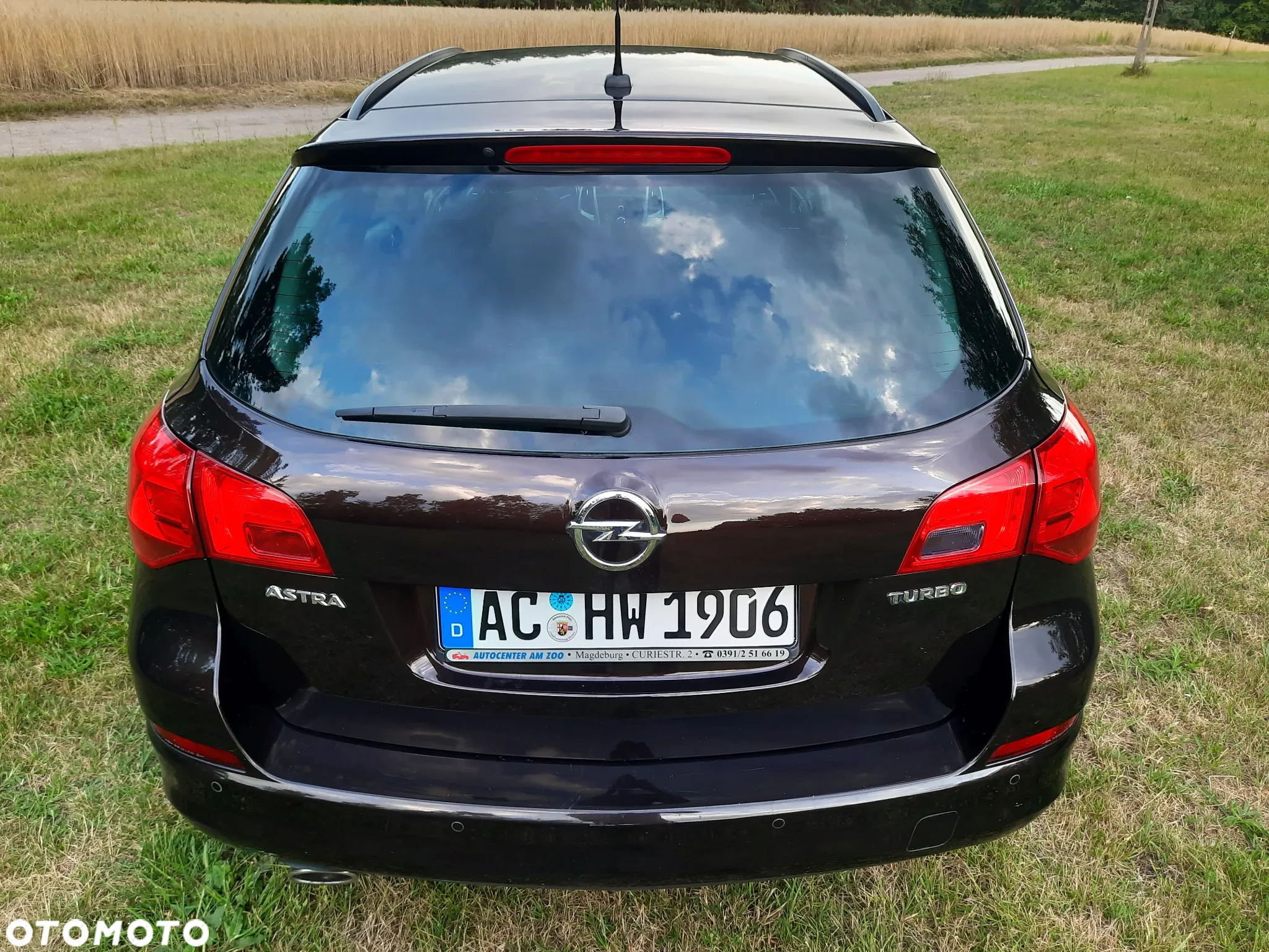 Opel Astra 1.4 Turbo Sports Tourer Design Edition - 12