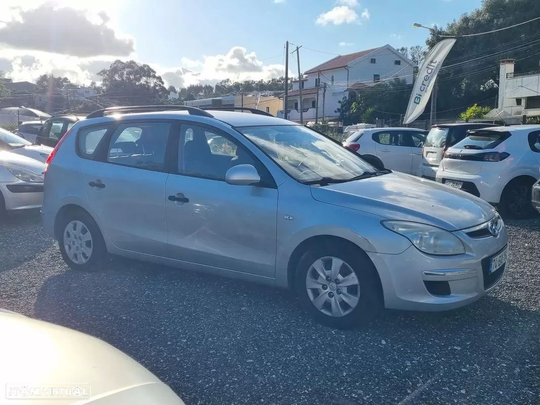 Hyundai i30 CW 1.6 CRDi Classic Fun - 3