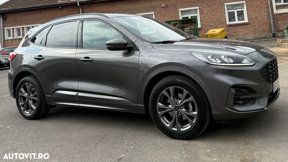 Ford Kuga 2.5 Duratec FHEV ST-LINE - 38