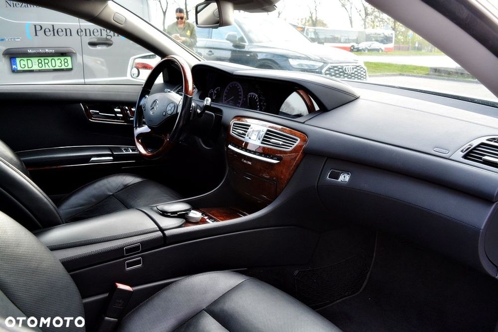 Mercedes-Benz CL 500 4Matic (BlueEFFICIENCY) 7G-TRONIC - 9