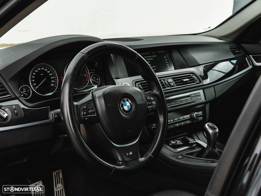 BMW 520 d Pack M - 12