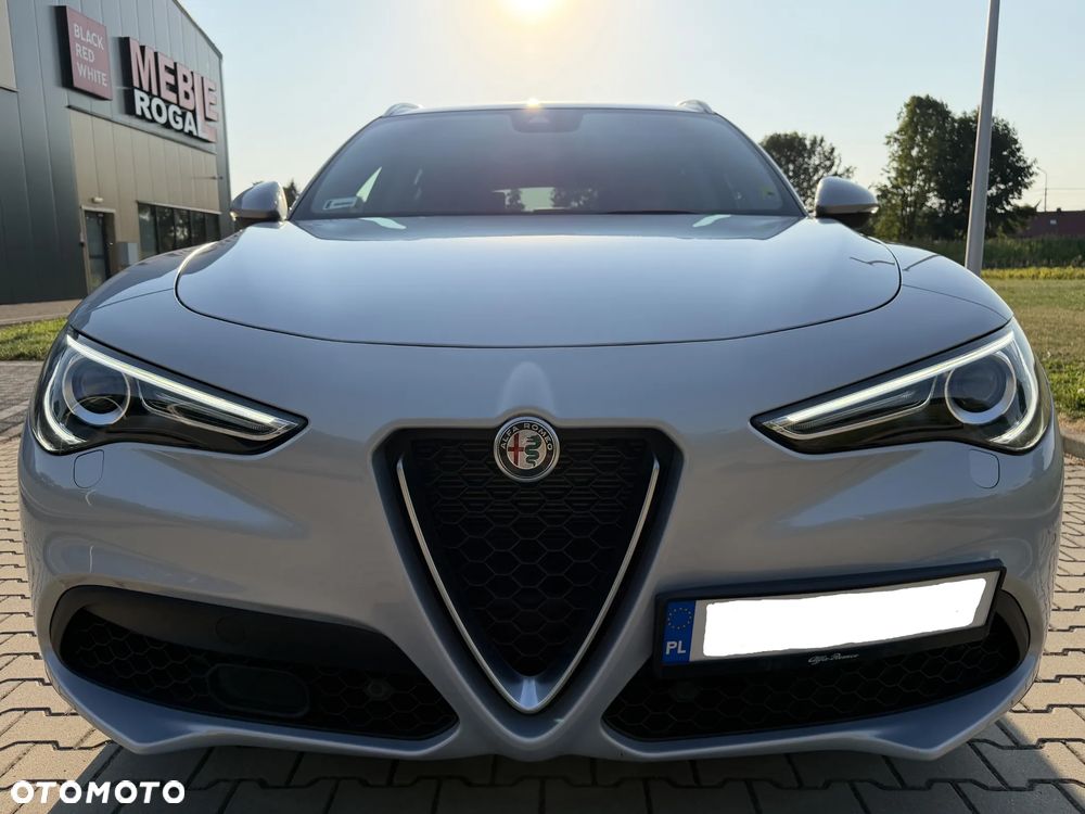 Alfa Romeo Stelvio 2.0 Turbo TI Q4 - 12