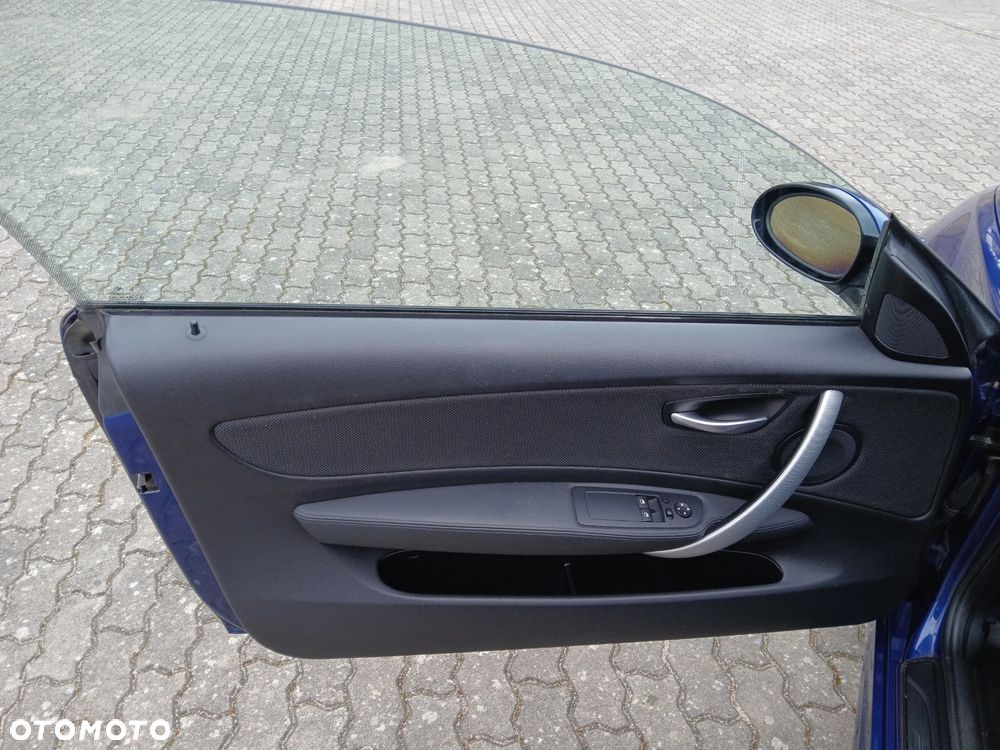 BMW Seria 1 120i Edition Sport - 16