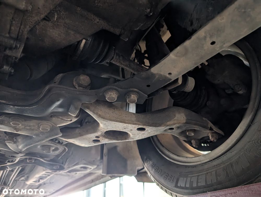 Toyota Auris 1.4 VVT-i Luna - 21