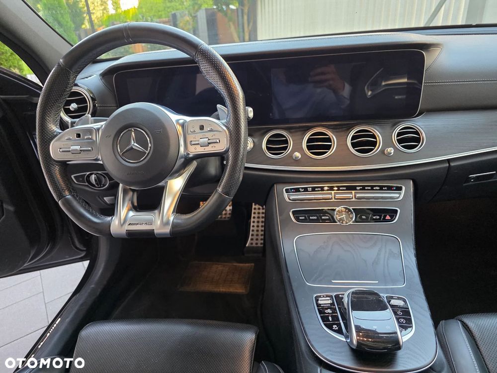 Mercedes-Benz Klasa E - 17