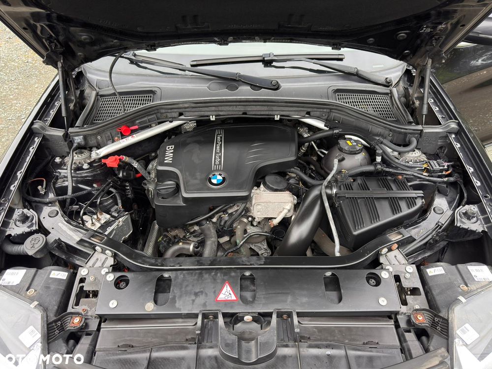 BMW X3 xDrive28i xLine - 4