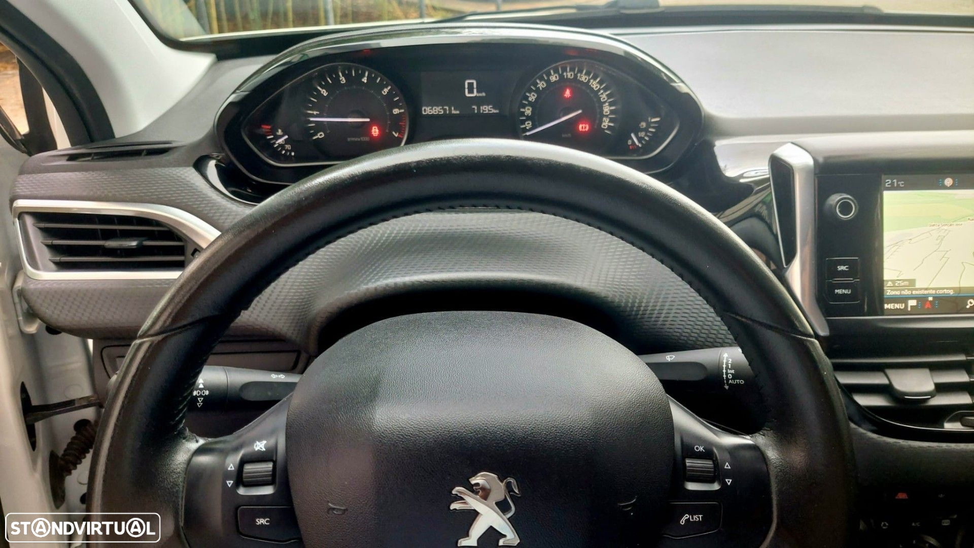 Peugeot 2008 1.2 PureTech Signature - 15