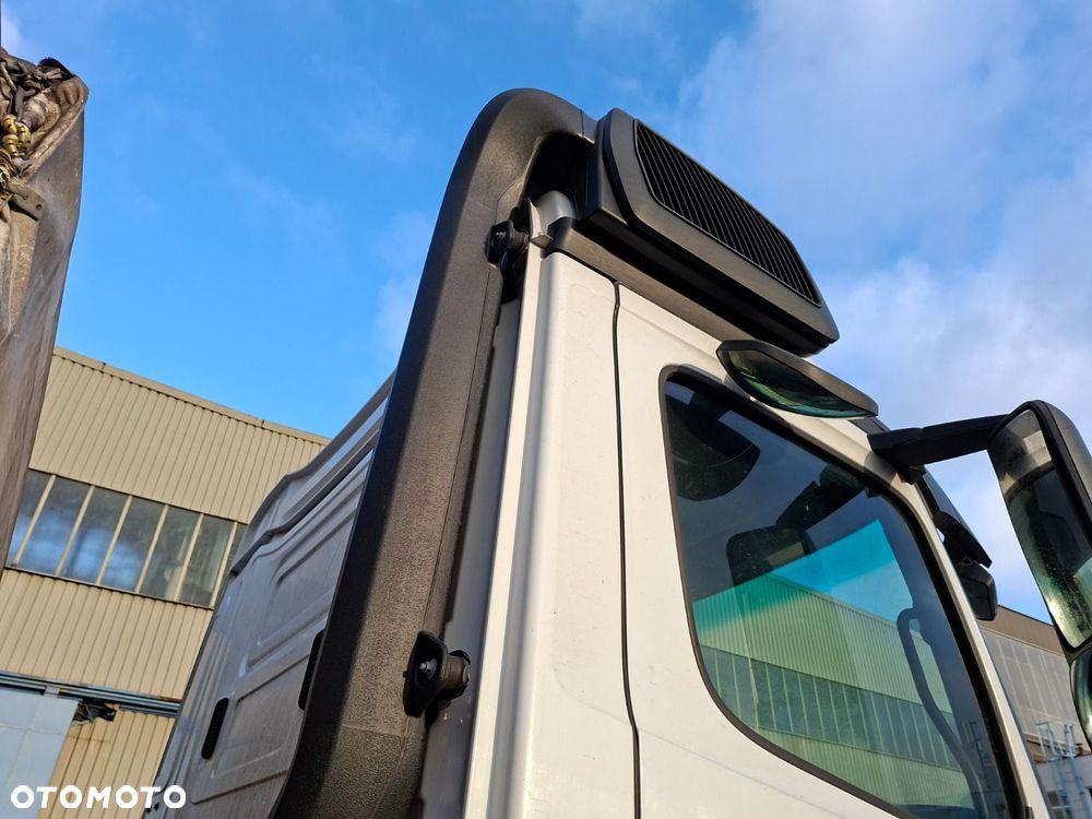 Versalift Antos 2533 L 6X2 - 35