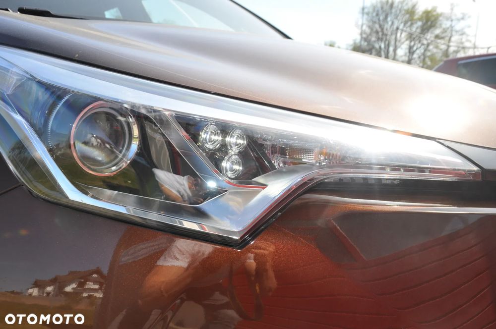 Toyota C-HR Style - 21