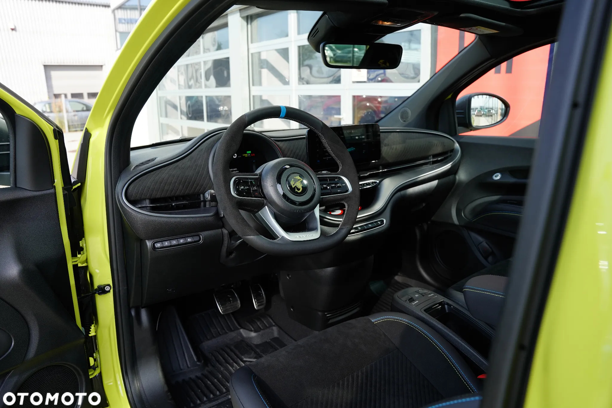 Abarth 500e - 4