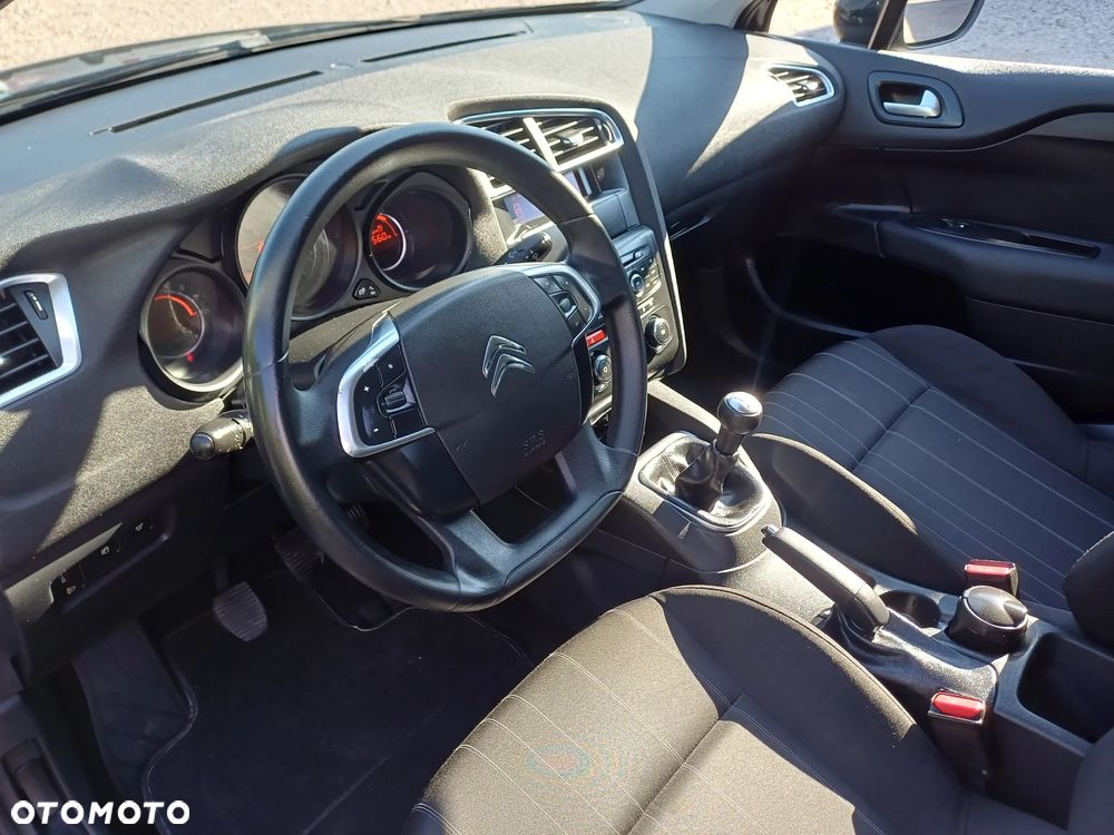 Citroën C4 1.6 HDi Attraction - 6