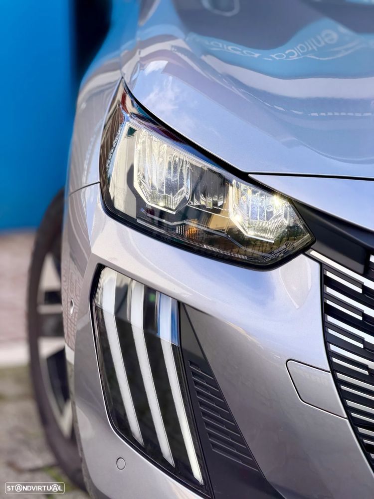 Peugeot 208 1.2 PureTech Allure - 26