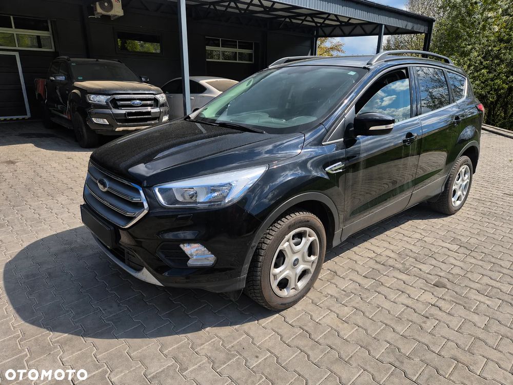 Ford Kuga 1.5 EcoBoost 2x4 Trend - 2