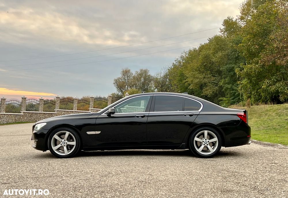 BMW Seria 7 730d - 4