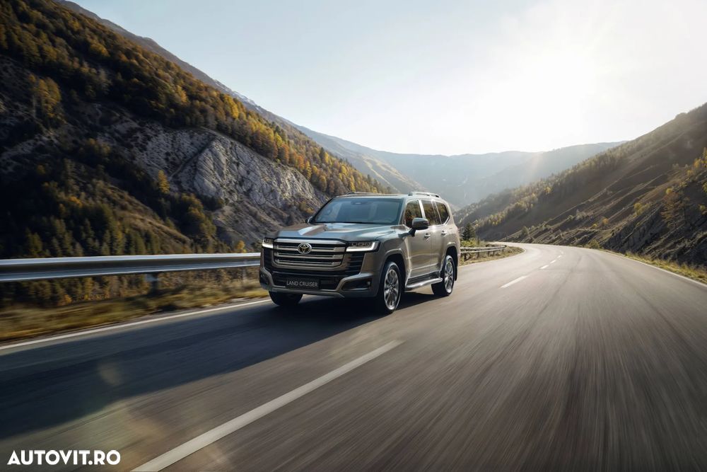 Toyota Land Cruiser - 5