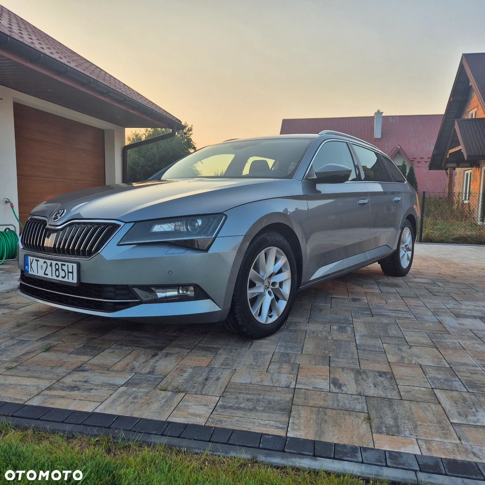 Skoda Superb 2.0 TDI Ambition - 15