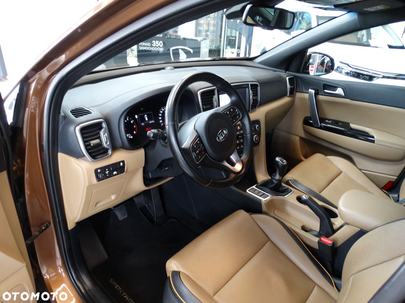 Kia Sportage - 18
