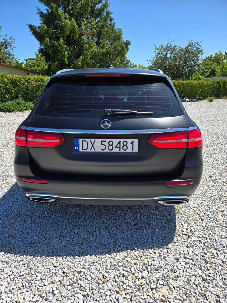Mercedes-Benz Klasa E 200 d T 9G-TRONIC - 8