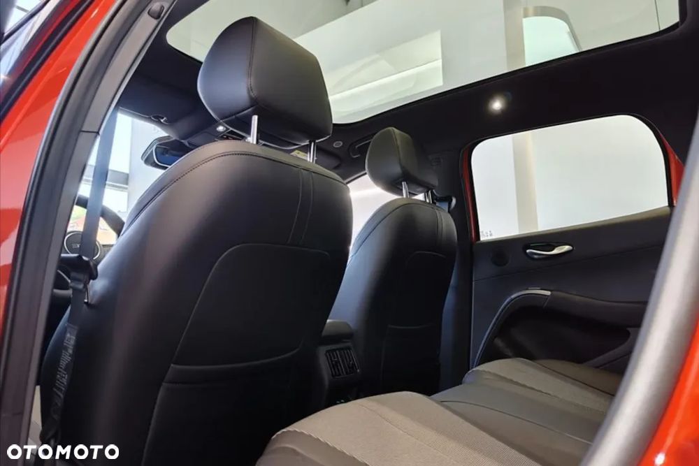 BYD Dolphin Comfort E-CVT - 25