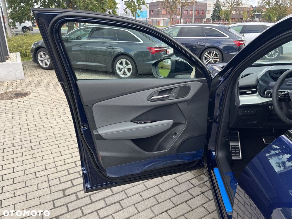 Audi Q3 Sportback - 11