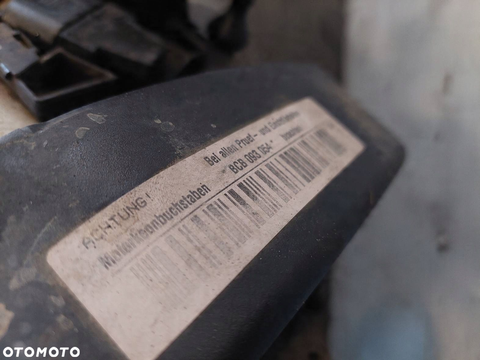 SILNIK BENZYNOWY SŁUPEK  VOLKSWAGEN BORA I BCB - 8
