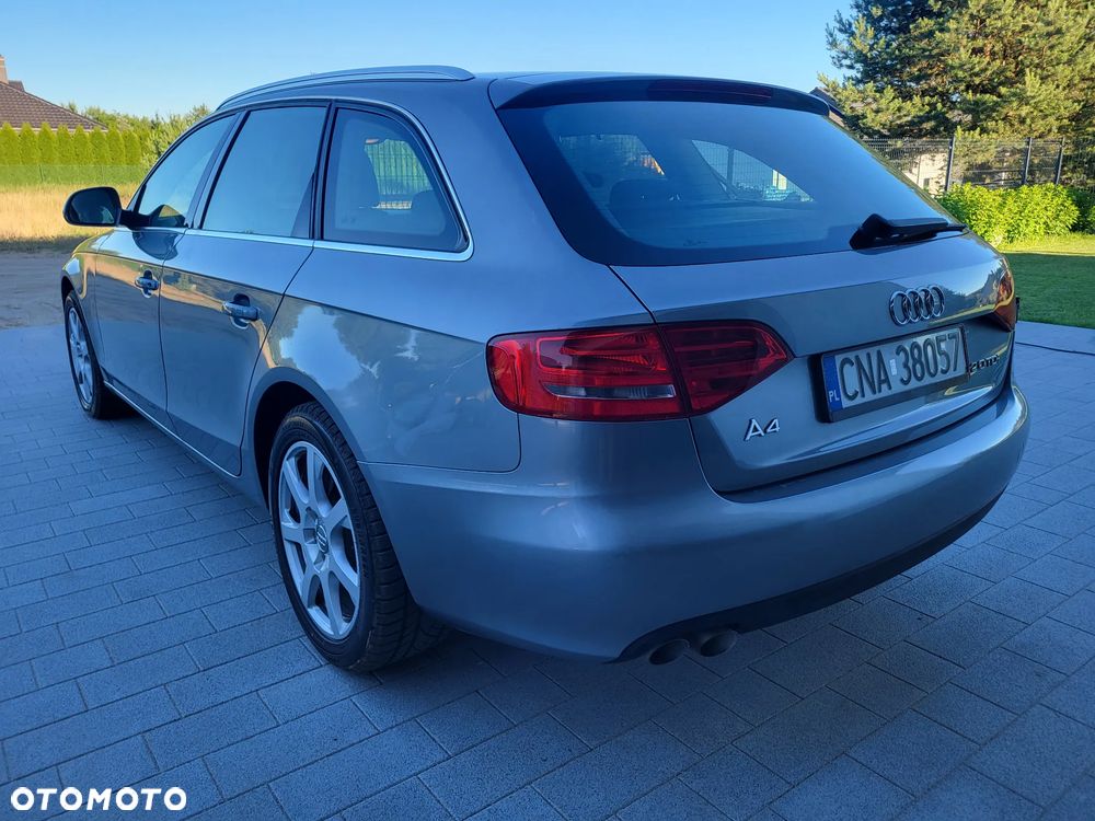 Audi A4 Avant 2.0 TDI DPF Ambiente - 7