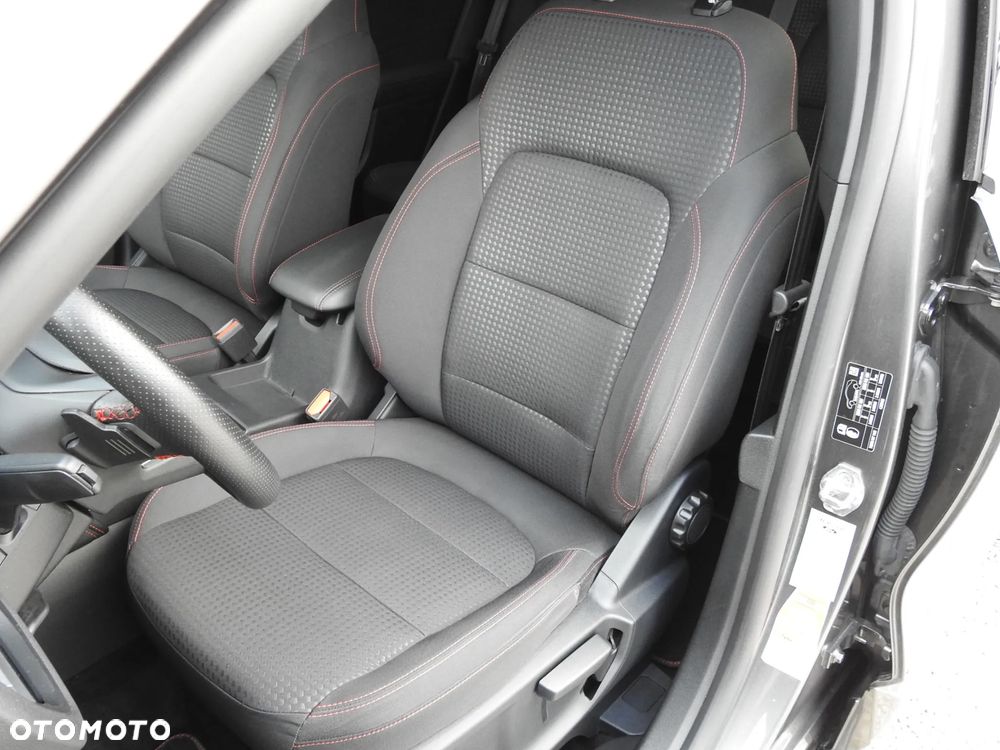 Ford Kuga 1.5 EcoBlue ST-LINE - 15